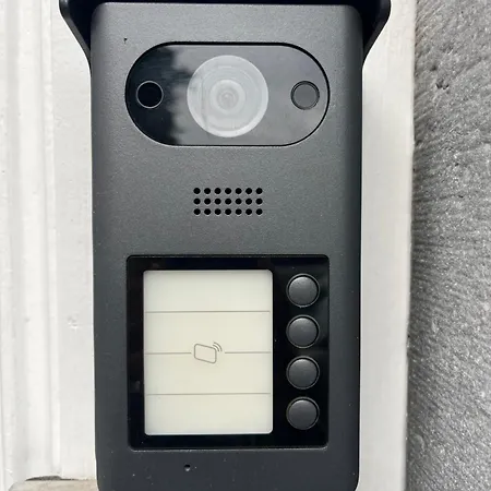 Nomad - Bronckart 10 *